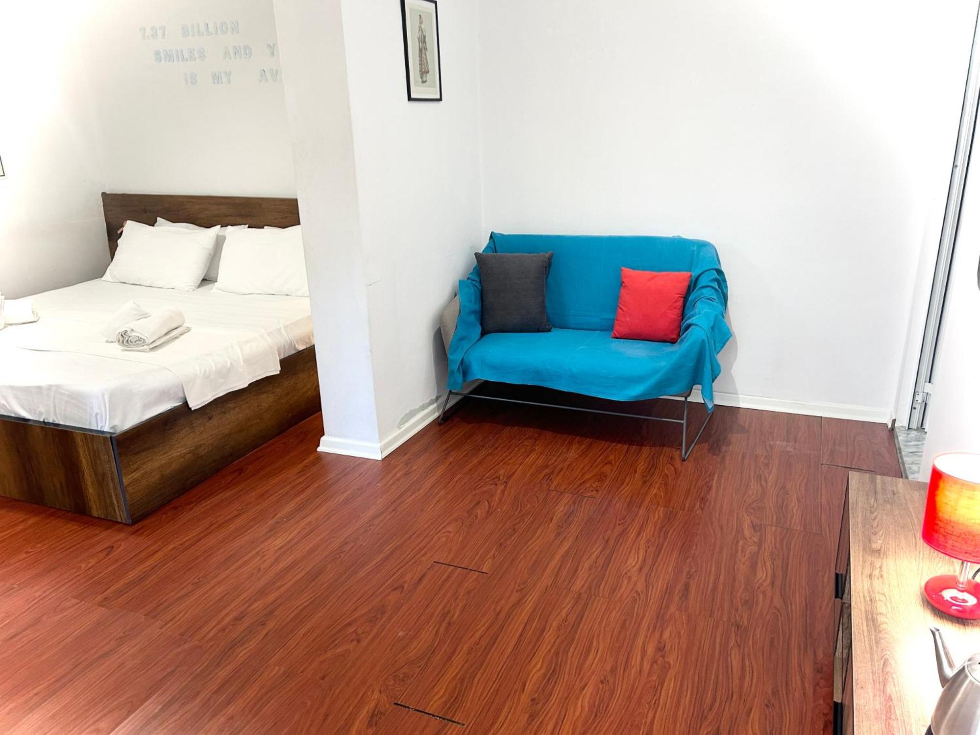 Budget Retreat Tirana & Studios 外观 照片