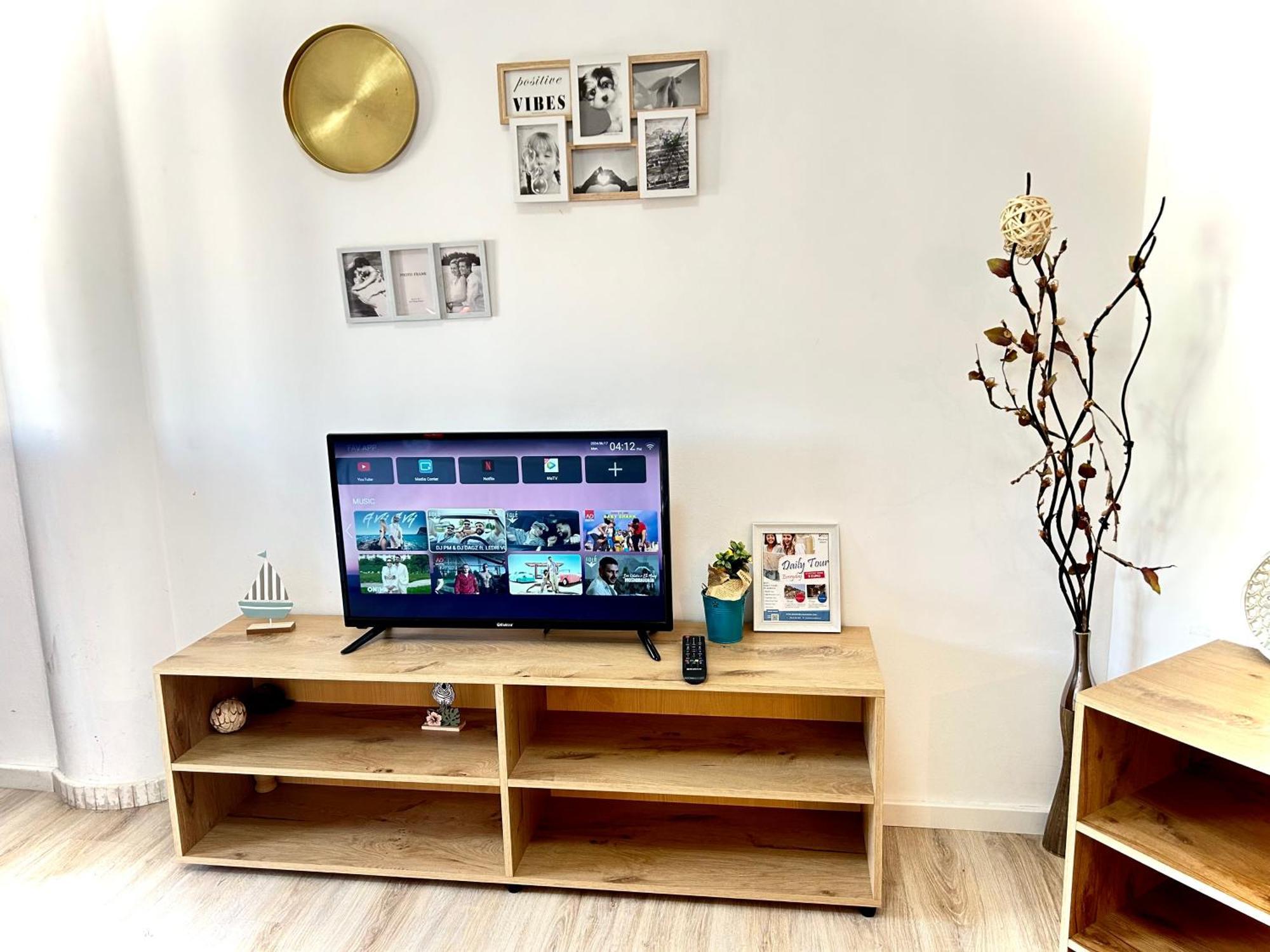 Budget Retreat Tirana & Studios 外观 照片